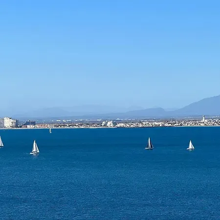 Precioso Con Vistas Espectaculares De La Bahia *